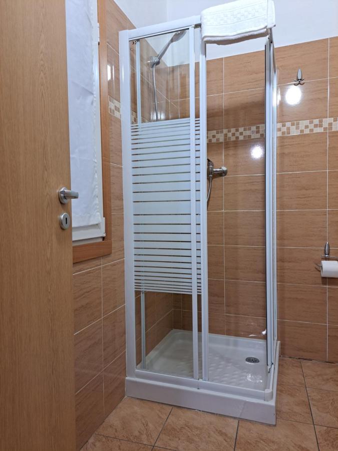 B&B Leonum Firenze Bagian luar foto
