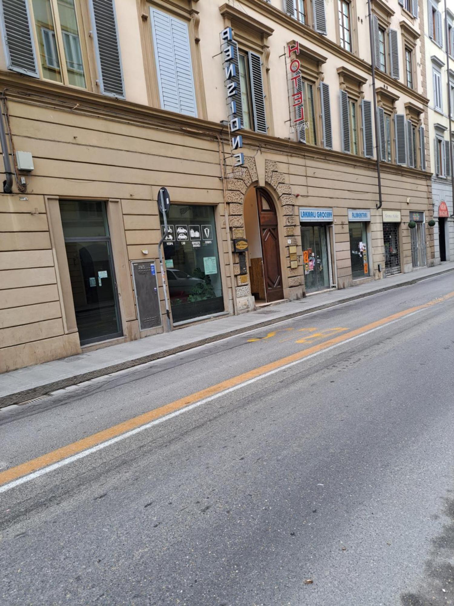 B&B Leonum Firenze Bagian luar foto